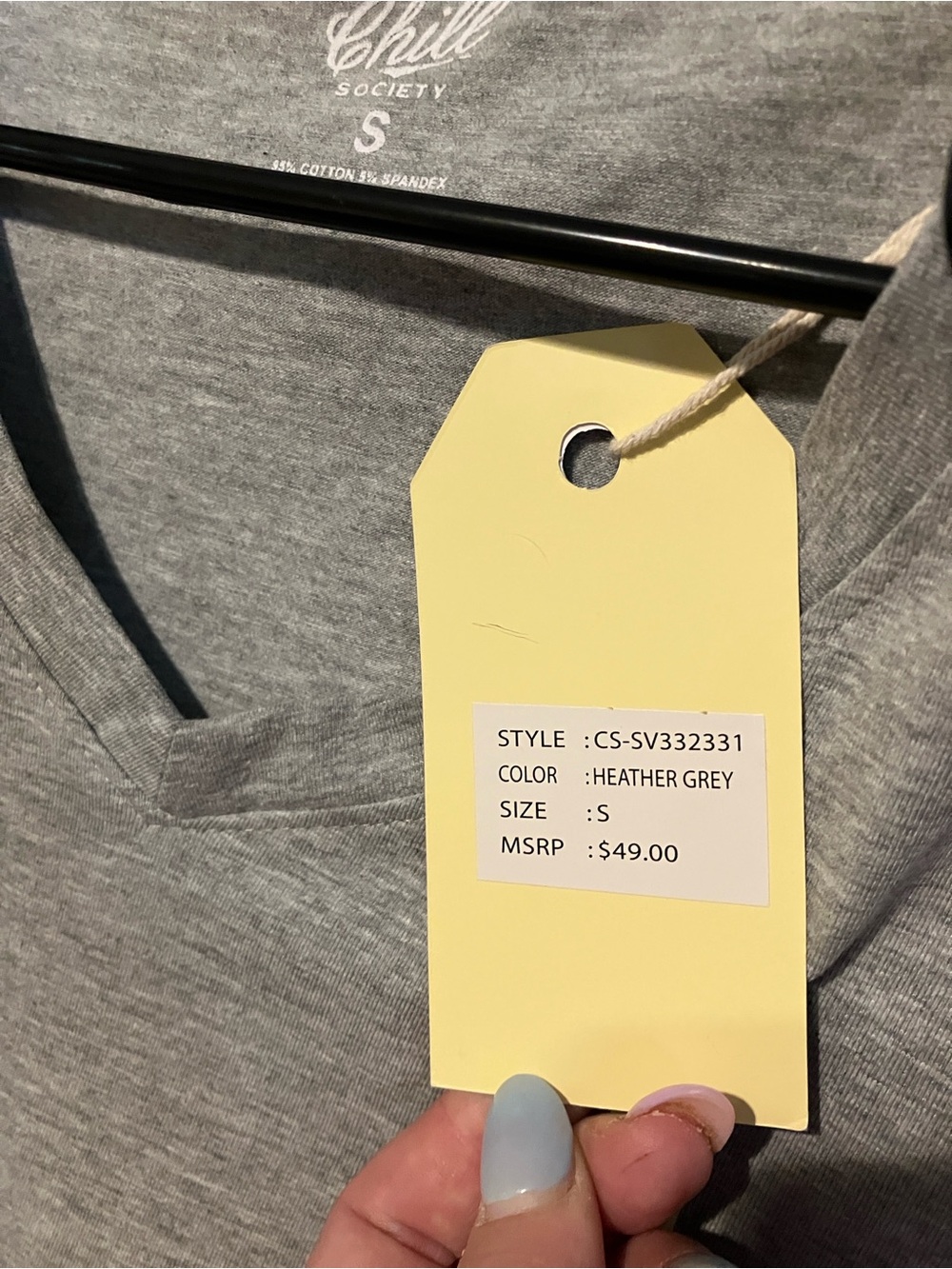 Nike Racerback Tank Tops & White and Gray Tees plus a set of clips w/ each one - Picture 11 of 16